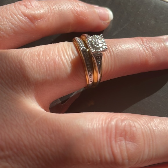 Wedding trio set rings women’s size 7 men’s size 10 - Picture 3 of 6